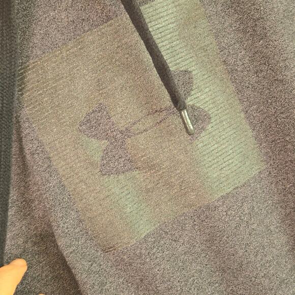 Under Armour Women's sweatshirt size small - Picture 2 of 5